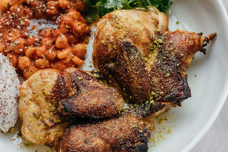 Цыпленок с пряным нутом