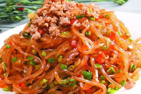 1034. Жареная фунчоза с мясом