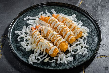 Креветка Темпура в трюфельном соусе