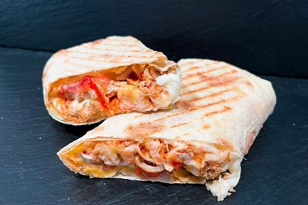 Шаурма два сыра в лаваше