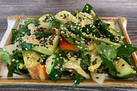 Салат из битых огурцов