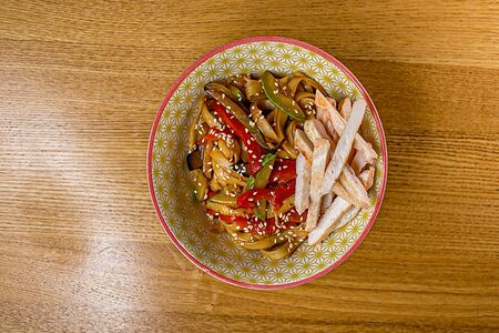 Wok с курицей