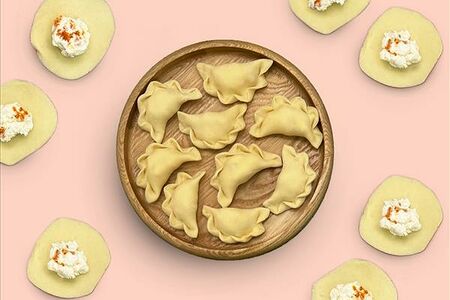 Вареники с творогом и курагой