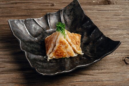 Креветки с черной треской