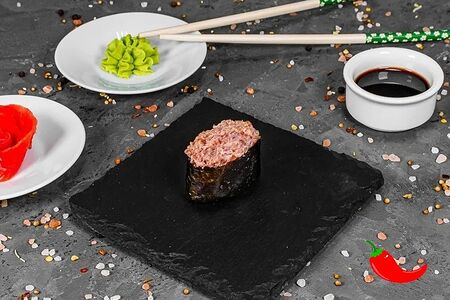 Суши спайс лосось