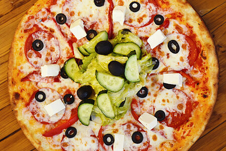 Пицца Греческая