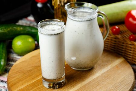 Айран (0,5) домашнего приготовления