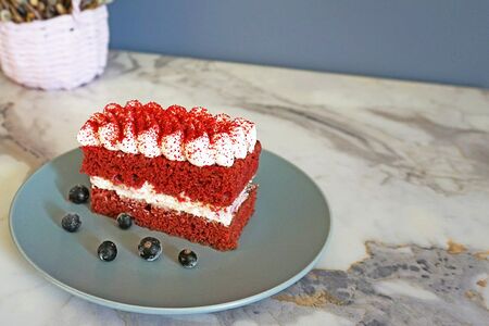 Пирожное Красный бархат