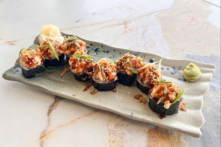 Ролл с лососем