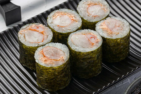 Мини ролл с креветкой 6 шт