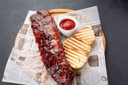 Лента свиных ребрышек