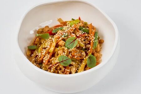 Удон с курицей