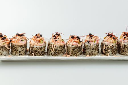 Лосось запеченный с авокадо