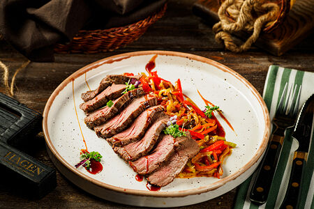 Ростбиф с овощами