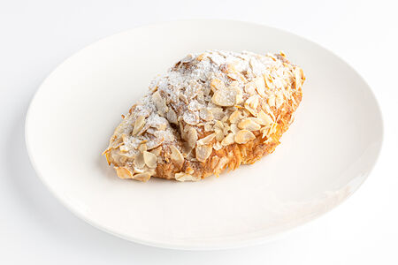 Круассан миндальный