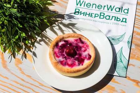 Сметанник с вишней