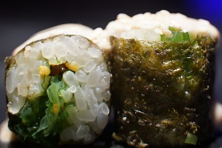 Ролл с чукой