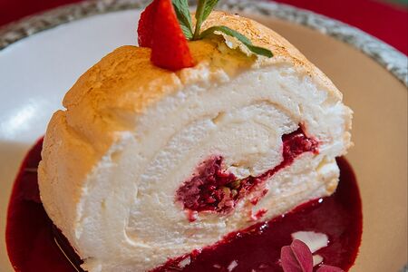 Меренговый рулет