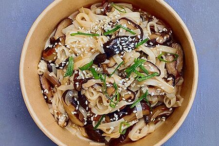 Грибной вок