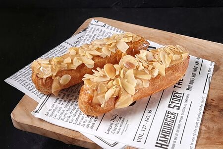 Эклер Карамельный