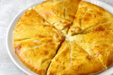 Хачапури по-имеретински