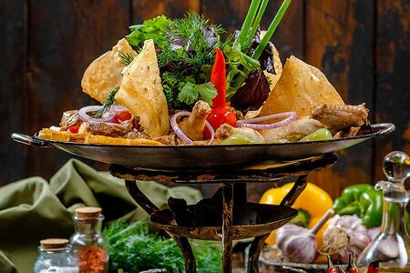 Ассорти из мясо на садже