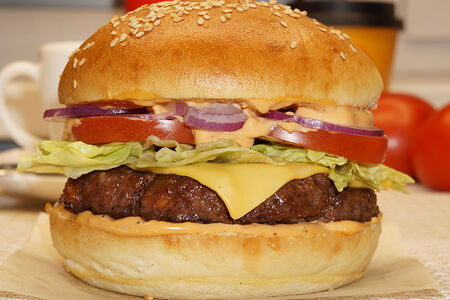 Биг Тейси Лук Чизбургер