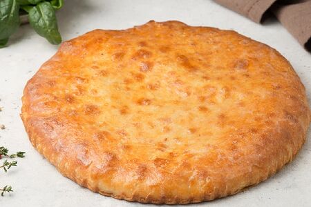 Осетинский пирог с картофелем и сыром