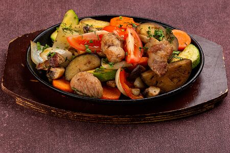 Жаркое с курицей