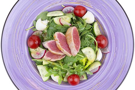 Салат с тунцом