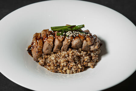 Гречневое ризотто с уткой тэппанъяки