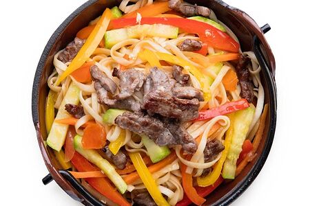 Wok с говядиной