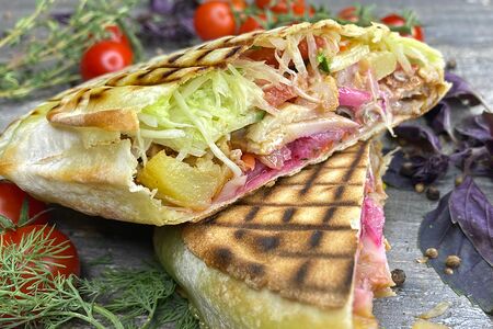 Шаурма в закрытой пите