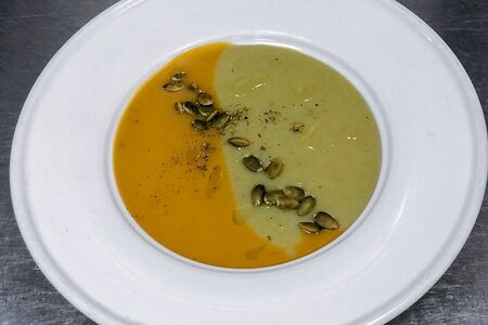 Крем-суп из тыквы и брокколи