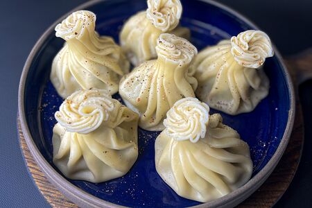 Хинкали с бараниной и говядиной