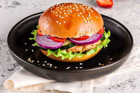 Крабсбургер с куриной котлетой