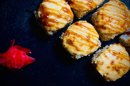 Запеченный с креветкой