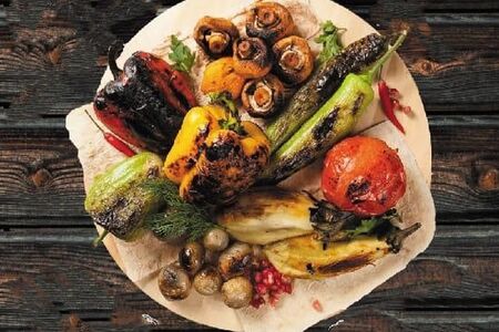 Помидор на мангале