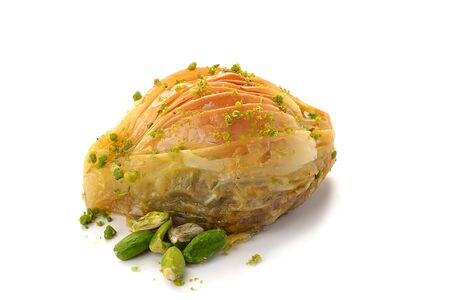 Мидии с фисташками