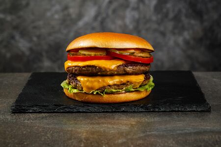 Бургер с телятиной XXL 