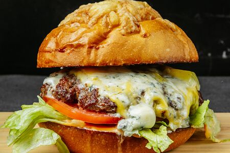 Бургер Четыре сыра