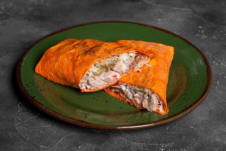 Шаурма в сырном лаваше