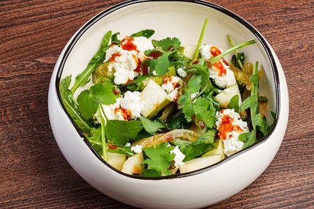 Салат с солеными лимонами