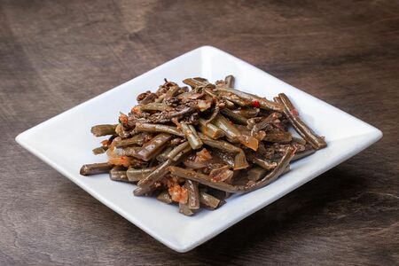 Салат из папоротника