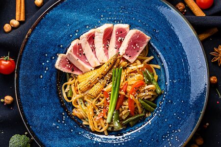 Удон с тунцом