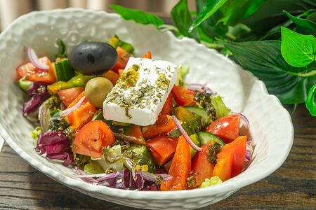 Большой греческий салат