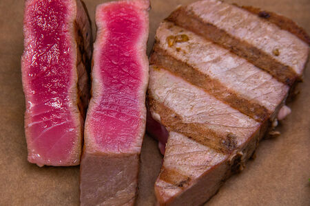 Филе тунца на гриле