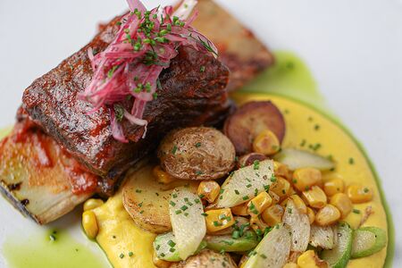 Говяжье ребро конфи