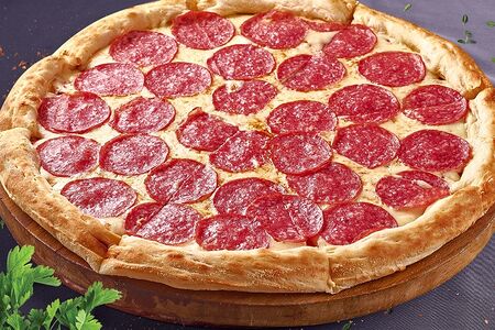 Пицца Салями