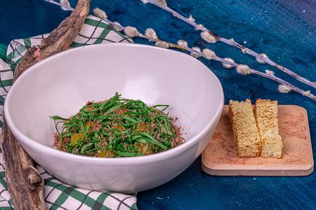 Тартар из говядины с щавелем